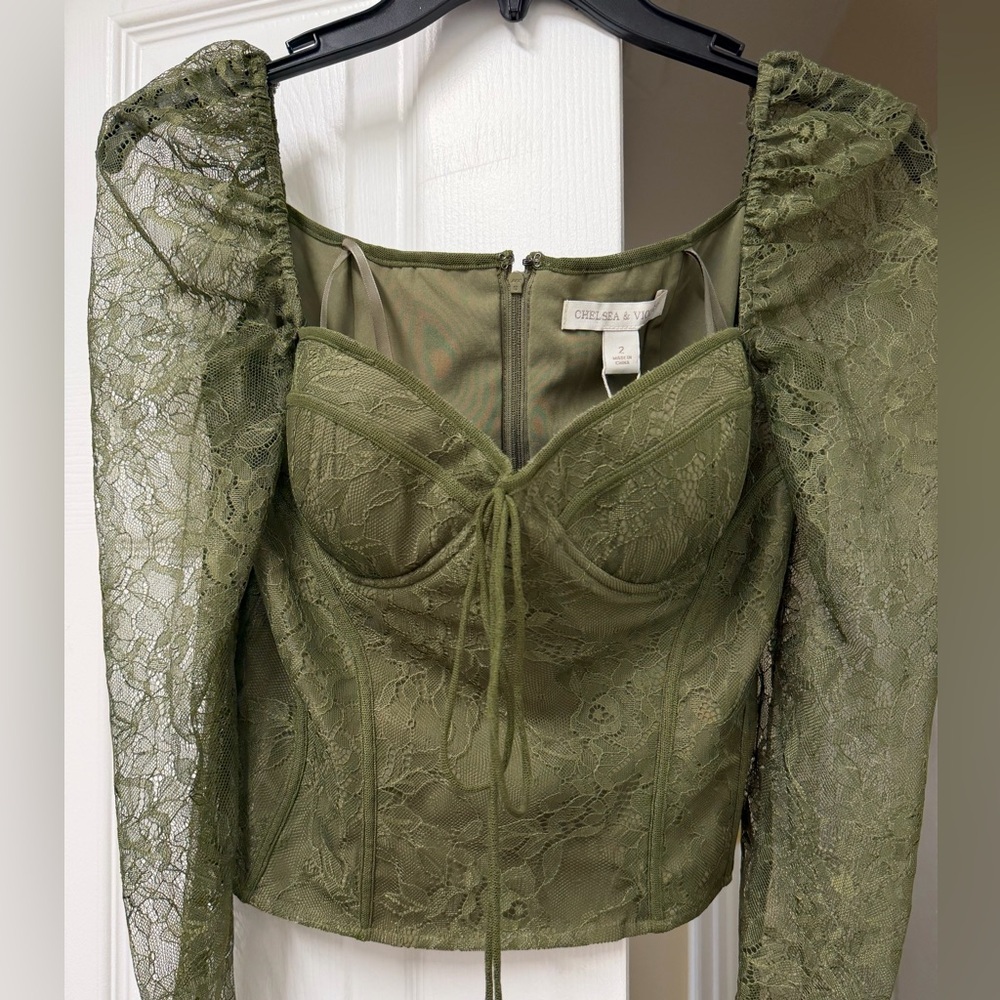 NWT Chelsea & Violet Laura Olive Green Lace Corset Tie Front Fitted Blouse 2 - Picture 3 of 10